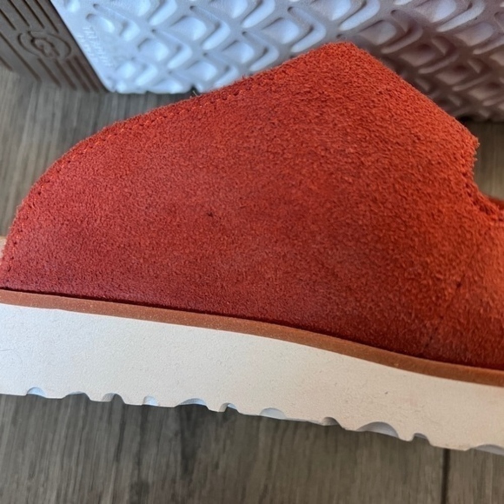UGG Fluff Indio Flat Sandal In Red Rock Size US 5 - Picture 6 of 12
